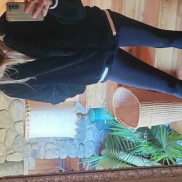 Faux fur Jacket - Picture 7 of 7